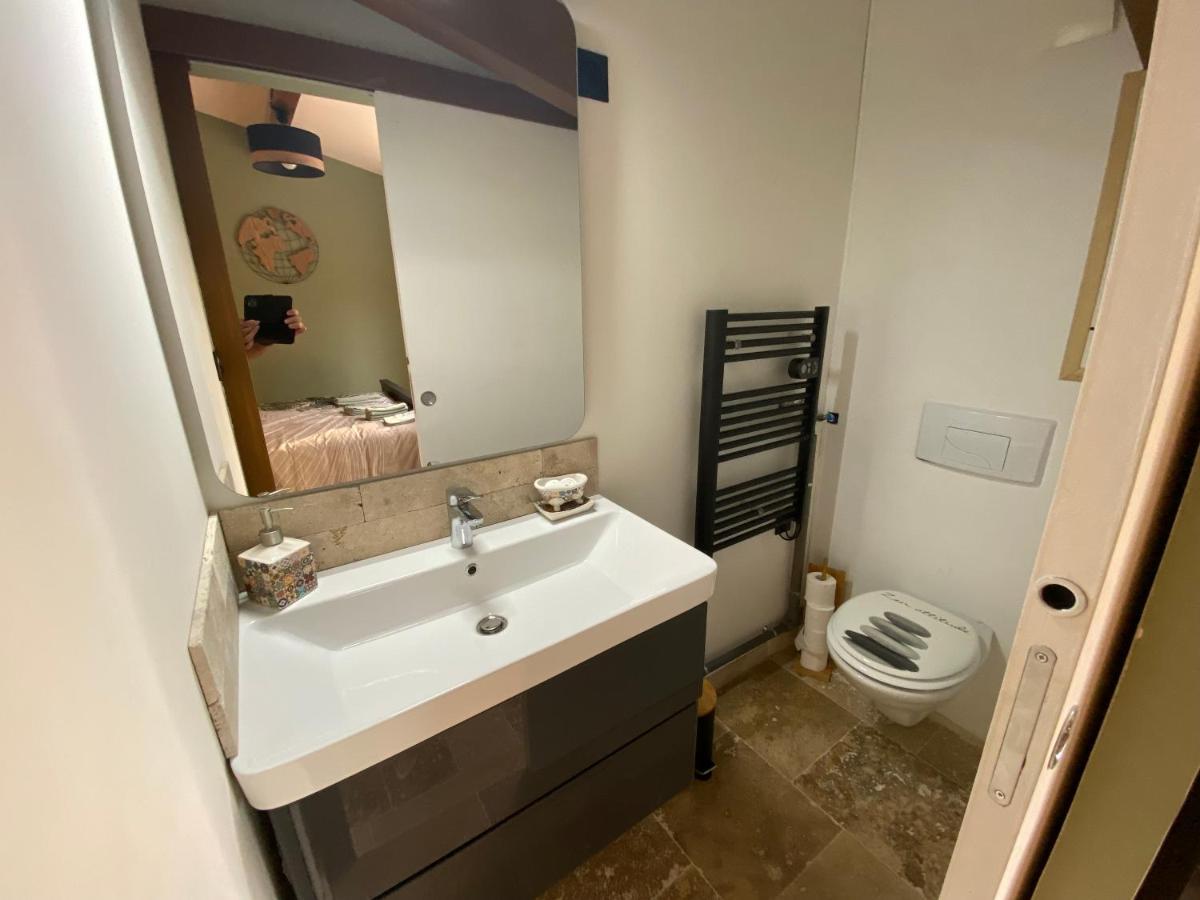 Appartement de charme avec jaccusi Vezenobres Extérieur photo